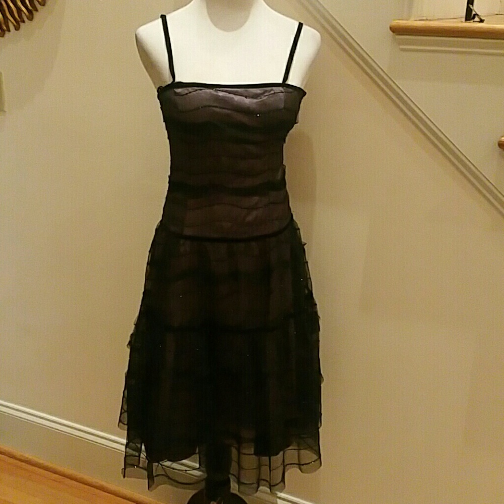 "Papell Boutique" - Short Evening Dress